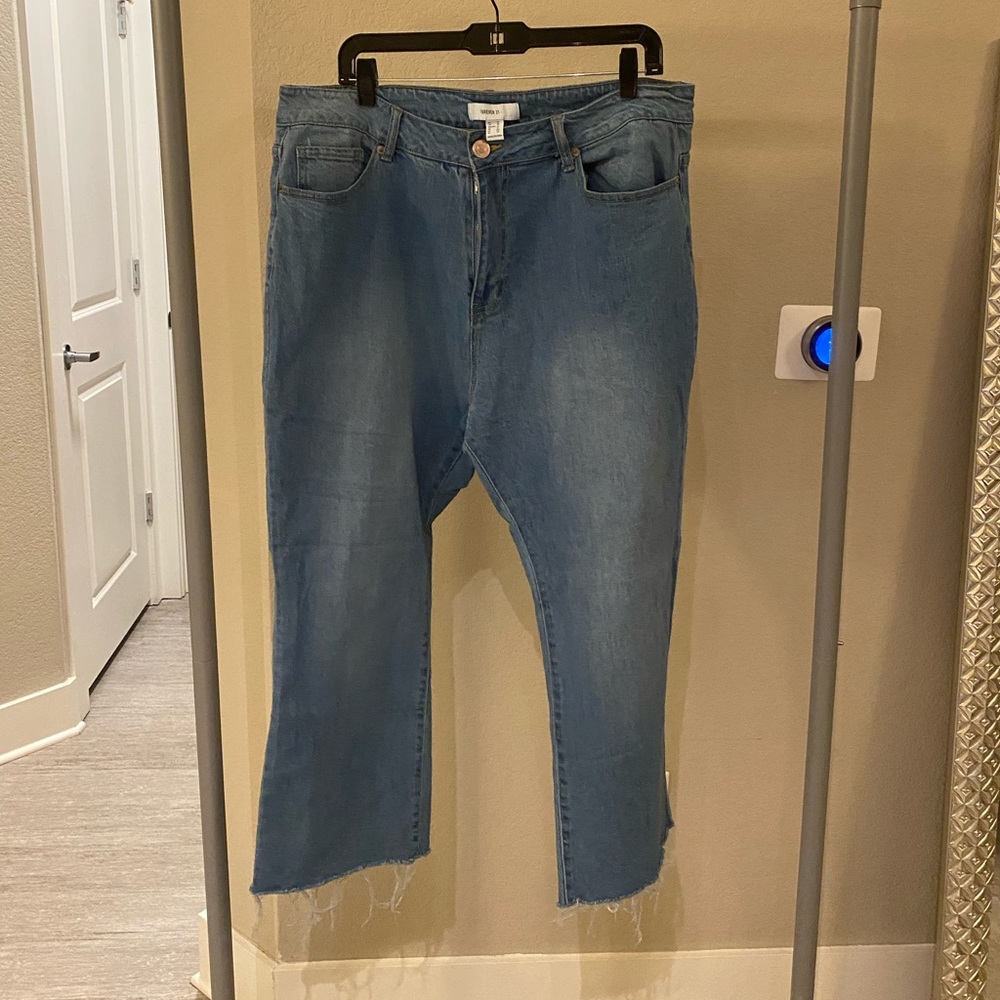 Medium denim jeans